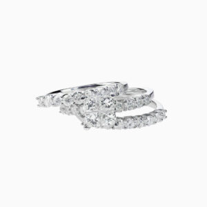 Diamond solitaire wedding ring